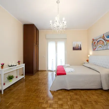Appartamento House Gregorio Roma Esterno foto